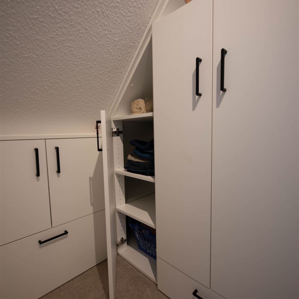 Dachschraegenschrank_Ammerland